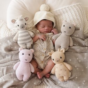Baby giraffe - Image 8